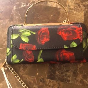 Beautiful Rose crossbody wallet style purse🌹